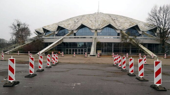 tymczasowy parking Łazarz fot. ZDM