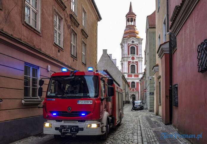 Straż Pożarna PSP OSP pożar strażacy Stare Miasto fot. Sławek Wąchała