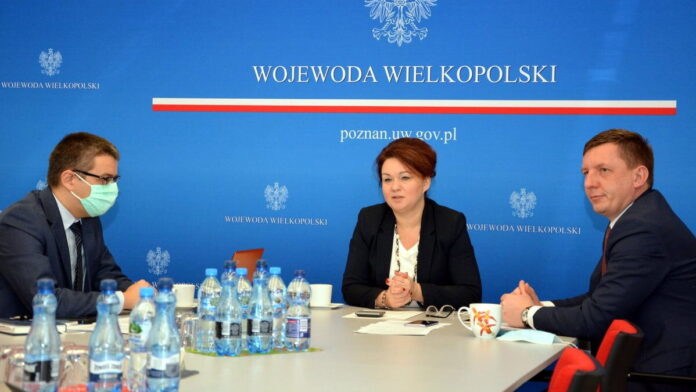wicewojewoda Aneta Niestrawska, wicewojewoda Maciej Bieniek fot. WUW
