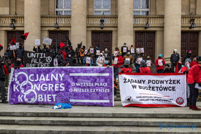 Demonstracja z okazji Dnia Kobiet fot. Sławek Wąchała