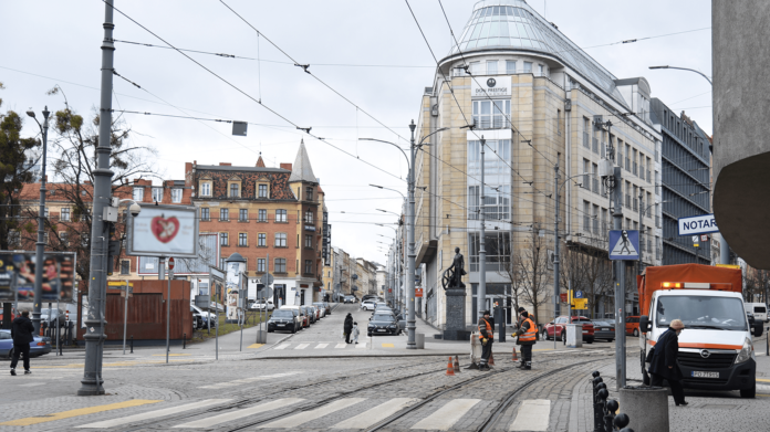 montaż łuku Podgórna - Lewandowskiej fot. UMP