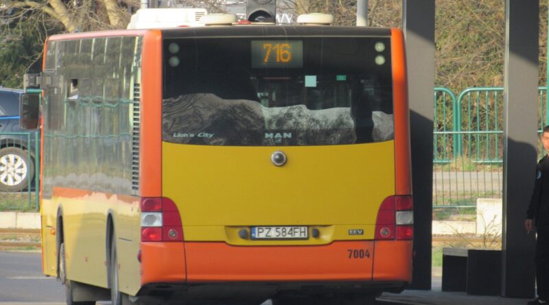 autobus nr 716 fot. ZTM