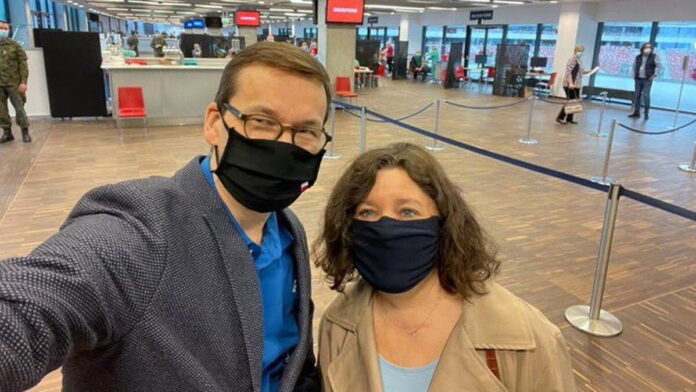 Mateusz Morawiecki z żoną fot. TT