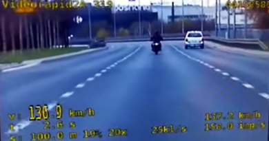 motocyklista na Krzywoustego fot. policja