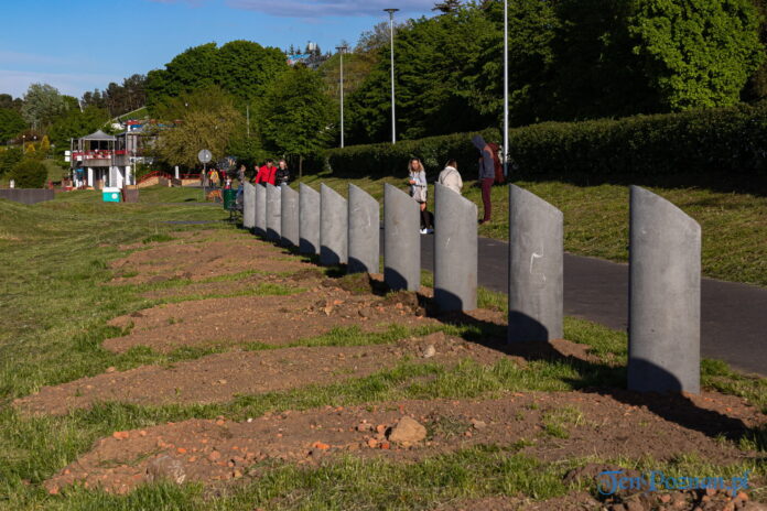 Betonowe cokoły nad Maltą fot. Sławek Wąchała
