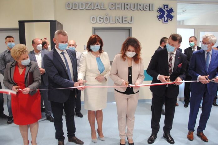 otwarcie oddziału chirurgii, wicewojewoda Aneta Niestrawska fot. WUW