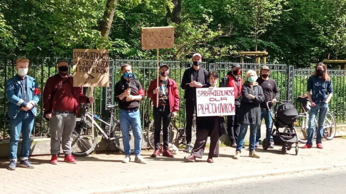 protest Inicjatywy Pracowniczej przed ZKZL