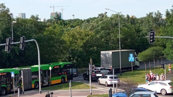 kolizja Niestachowska fot. L. Łada