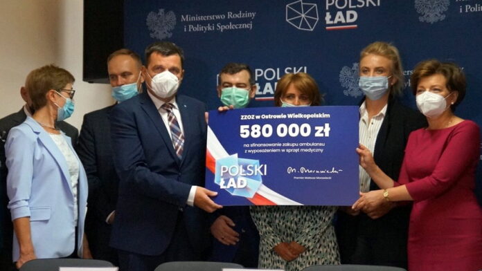 dotacja dla ostrowskiego szpitala fot. WUW