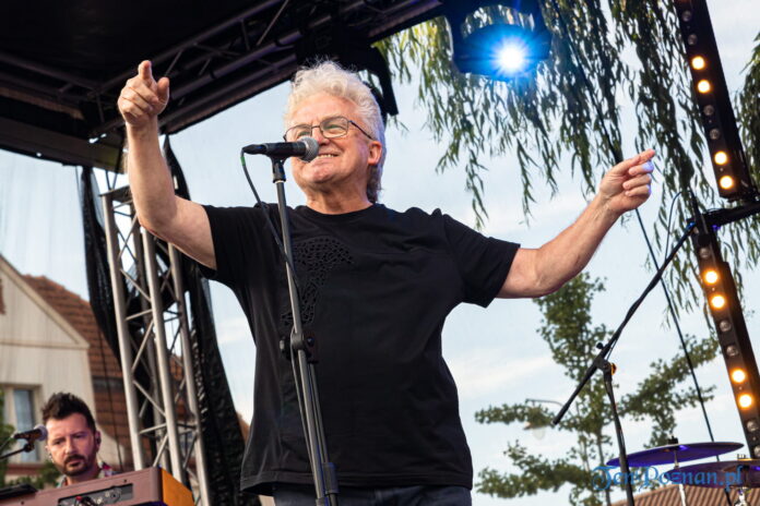 Felicjan Andrzejczak z zespołem Festiwalowe lato Pobiedziska fot. Sławek Wąchała