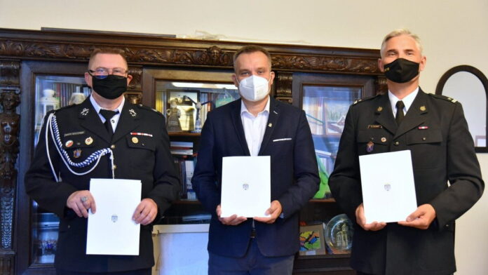 podpisanie porozumienia OSP Poznań-Krzesiny fot. UMP
