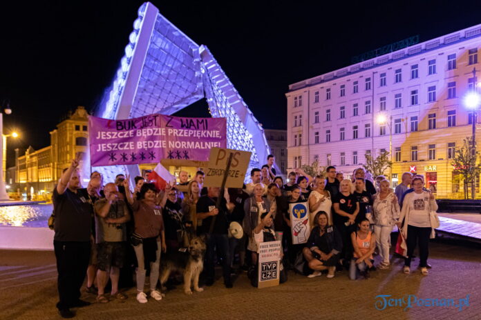Wolne Media lex TVN Poznań 11.08.2021 fot. Sławek Wąchała