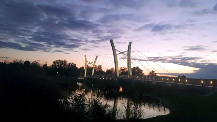 kładka przez jezioro Kórnickie, fot. Gmina Kórnik