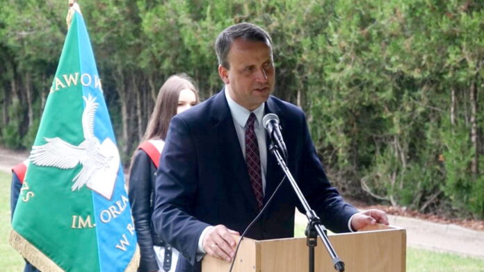 Ratyń, wmurowanie aktu erekcyjnego fot. WUW