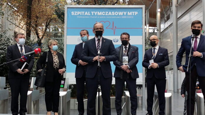 Adam Niedzielski, szpital tymczasowy na MTP fot. K. Adamska