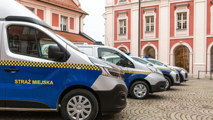 nowe samochody dla straży miejskiej fot. UMP