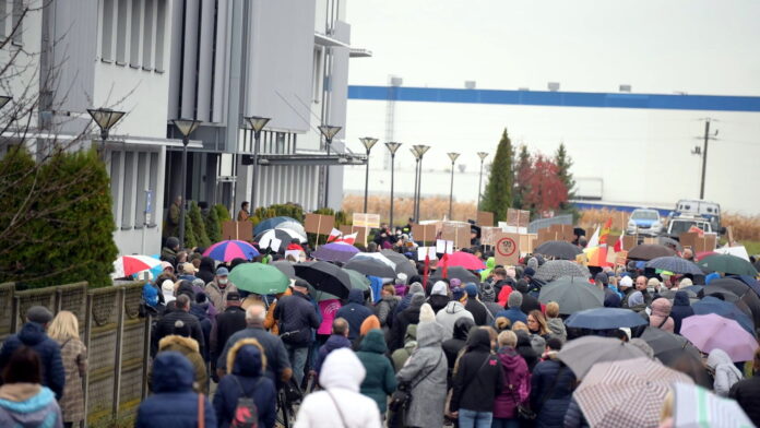 protest w Tarnowie Podgórnym fot. Tarnowo Podgórne FB