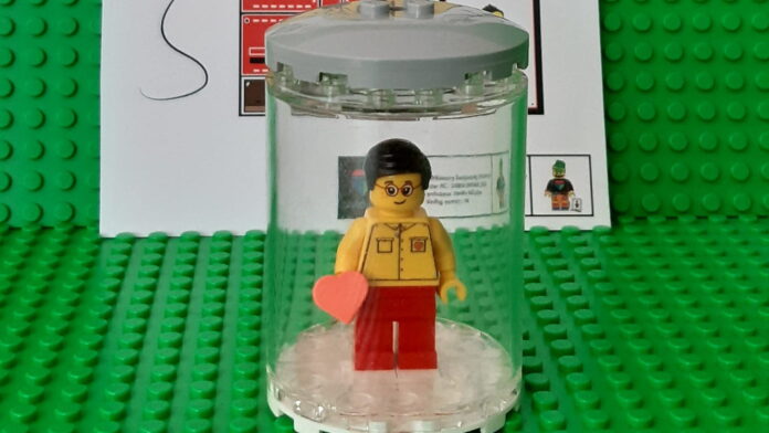 Jurek Owsiak z klocków Lego fot. Mateusz Wawrowski