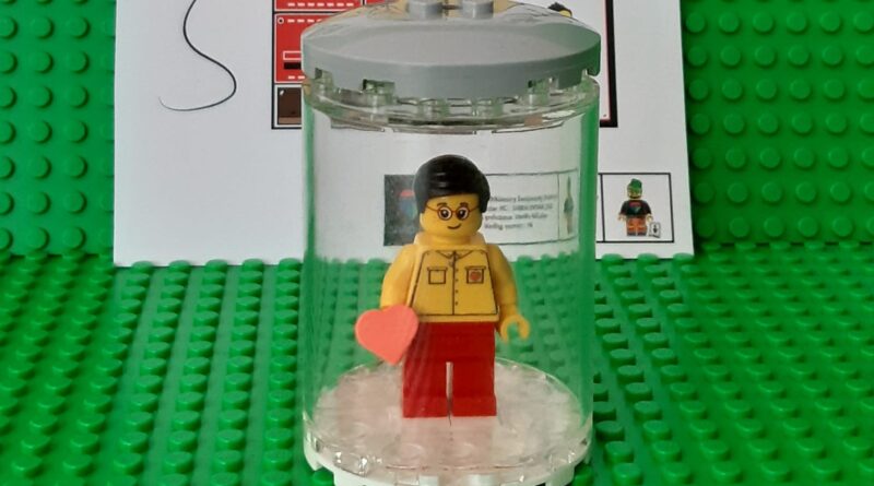 Jurek Owsiak z klocków Lego fot. Mateusz Wawrowski