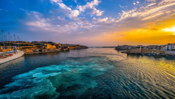 Malta, morze fot. user32212, pixabay