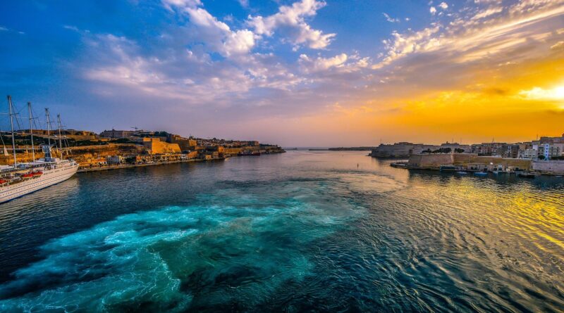 Malta, morze fot. user32212, pixabay