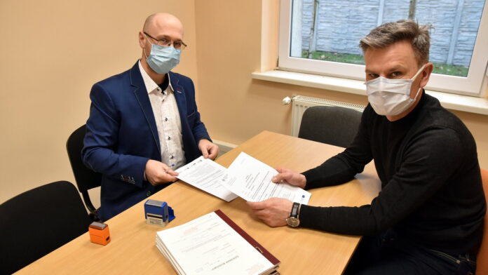 podpisanie umowy na budowę obwodnicy Gostynia fot. WZDW