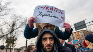 Protest przeciwko agresji Rosji na Ukrainę pod Konsulatem Rosji w Poznaniu fot. Sławek Wąchała