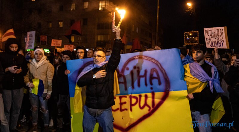 Protesty przeciwko agresji Rosji na Ukrainę fot. Sławek Wąchała