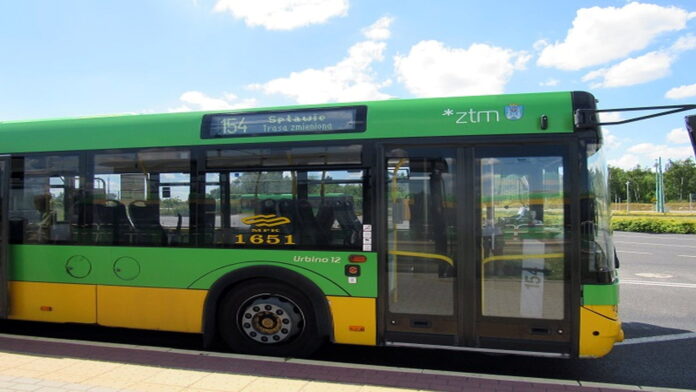 autobus linii nr 154 fot. ZTM