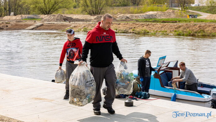 VIII Sprzątanie Brzegów Warty w Poznaniu fot. Sławek Wąchała