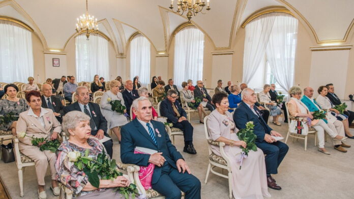 Medale za pożycie małżeńskie fot. UMP