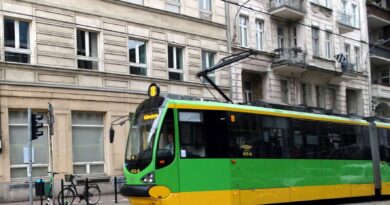 Poznań: Duże zmiany w komunikacji miejskiej. Prace torowe na Głogowskiej