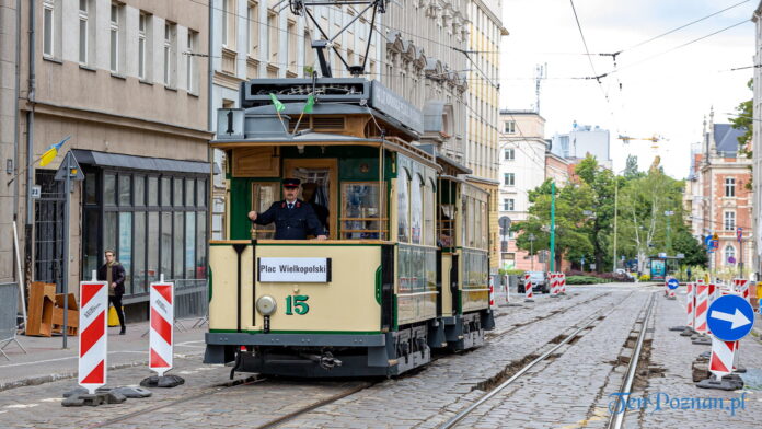 Zabytkowy tramwaj - wagon silnikowy Typu I z wagonem doczepnym Carl Weyer fot. Sławek Wąchała