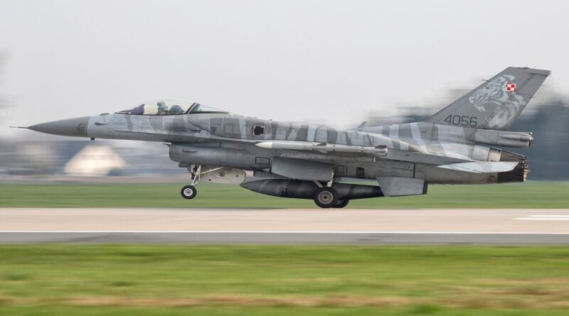 F-16 fot. NATO SHAPE