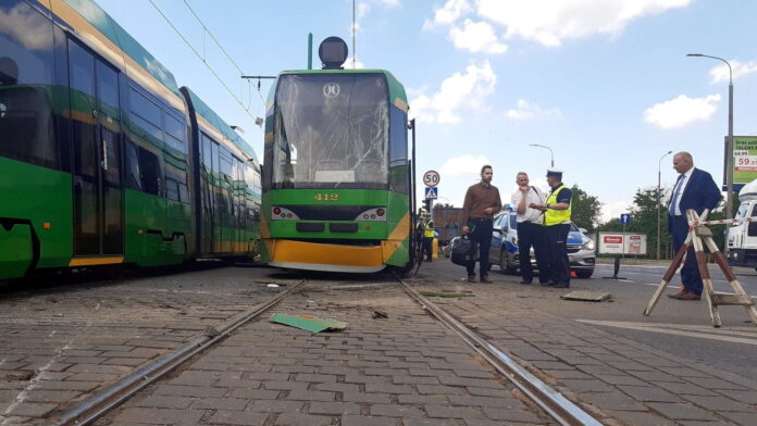 wypadek, Hetmańska fot,. KM PSP Poznań