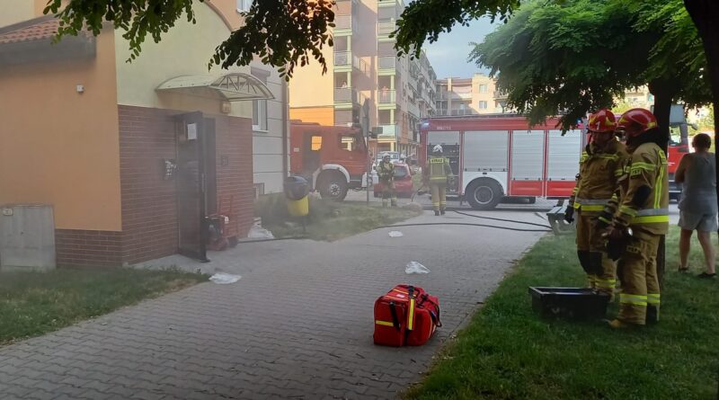 pożar piwnicy fot. KM PSP w Kaliszu