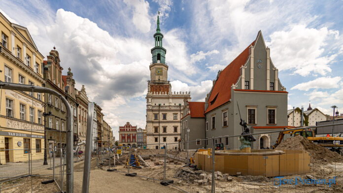 Stare Miasto Poznań Stary Rynek remont fot. Sławek Wąchała