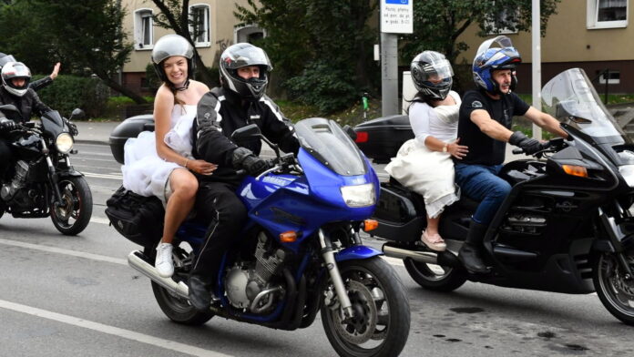 panny młode na motorach fot. K. Adamska