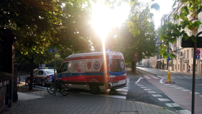 zderzenie roweru i samochodu fot. SMMP