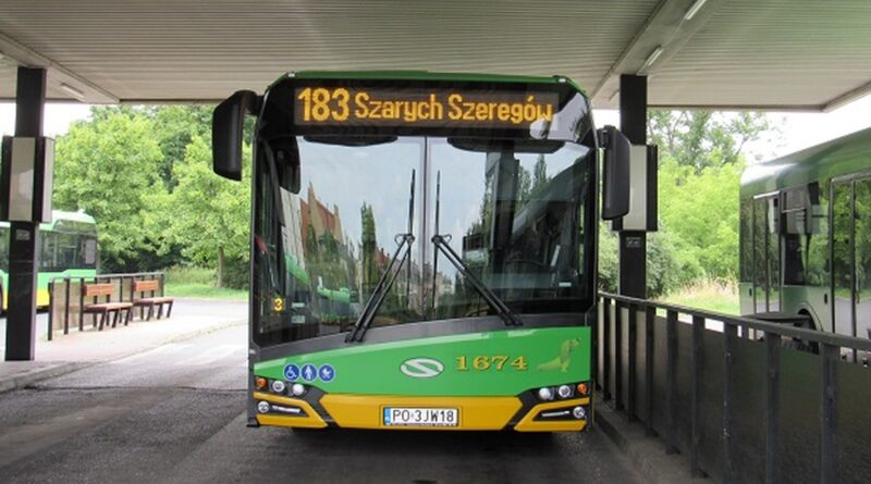 autobus linii nr 183 fot. ZTM