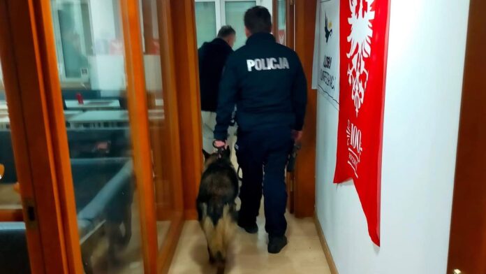 bomba Konfederacja fot. Konfederacja Poznań