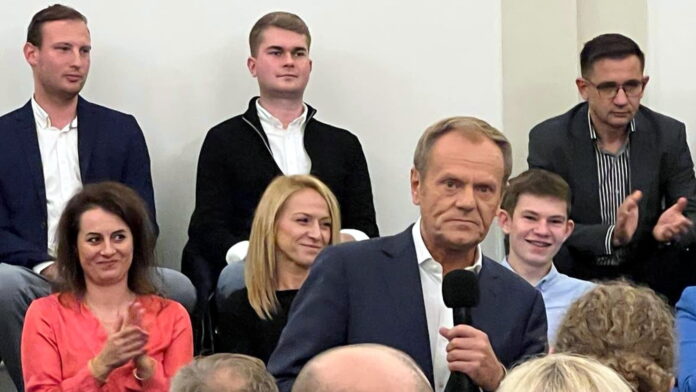 Donald Tusk, spotkanie, Ostrów Wielkopolski fot. Beata