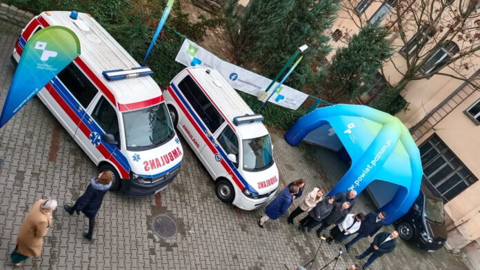 karetki dla Ukrainy fot. Powiat Poznański