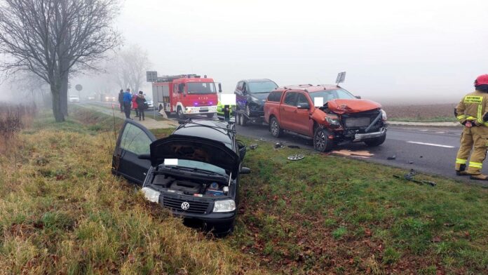 wypadek DW190 fot. KP PSP Gniezno