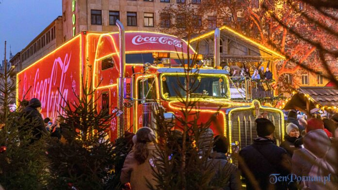 Betlejem Poznańskie świąteczna ciężarówka Coca Coli fot. Sławek Wąchała