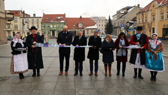 otwarcie rynku po rewitalizacji, Szamotuły fot. UMWW