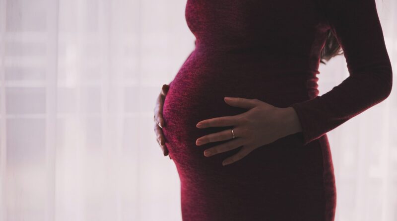 kobieta w ciąży fot. pexels, pixabay