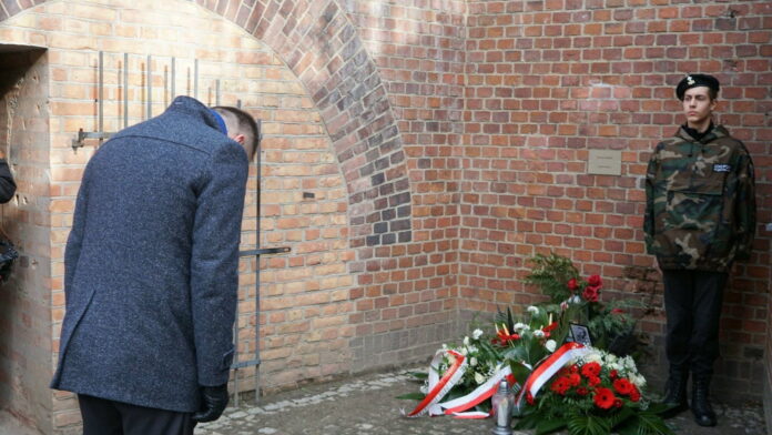 Mariusz Wiśniewski, uroczystość w Forcie VII fot. UMP