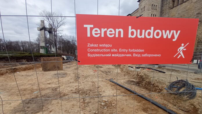 al. Niepodległości, budowa fot. L. Łada