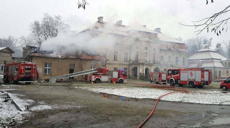 pożar pałacu, Pępowo fot. KP PSP Gostyń